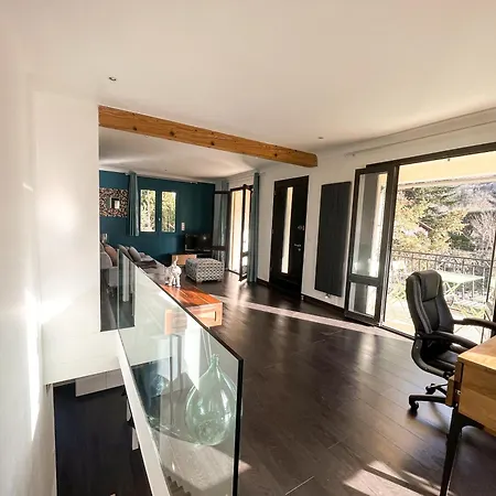 Moderne Avec Vue Canigou